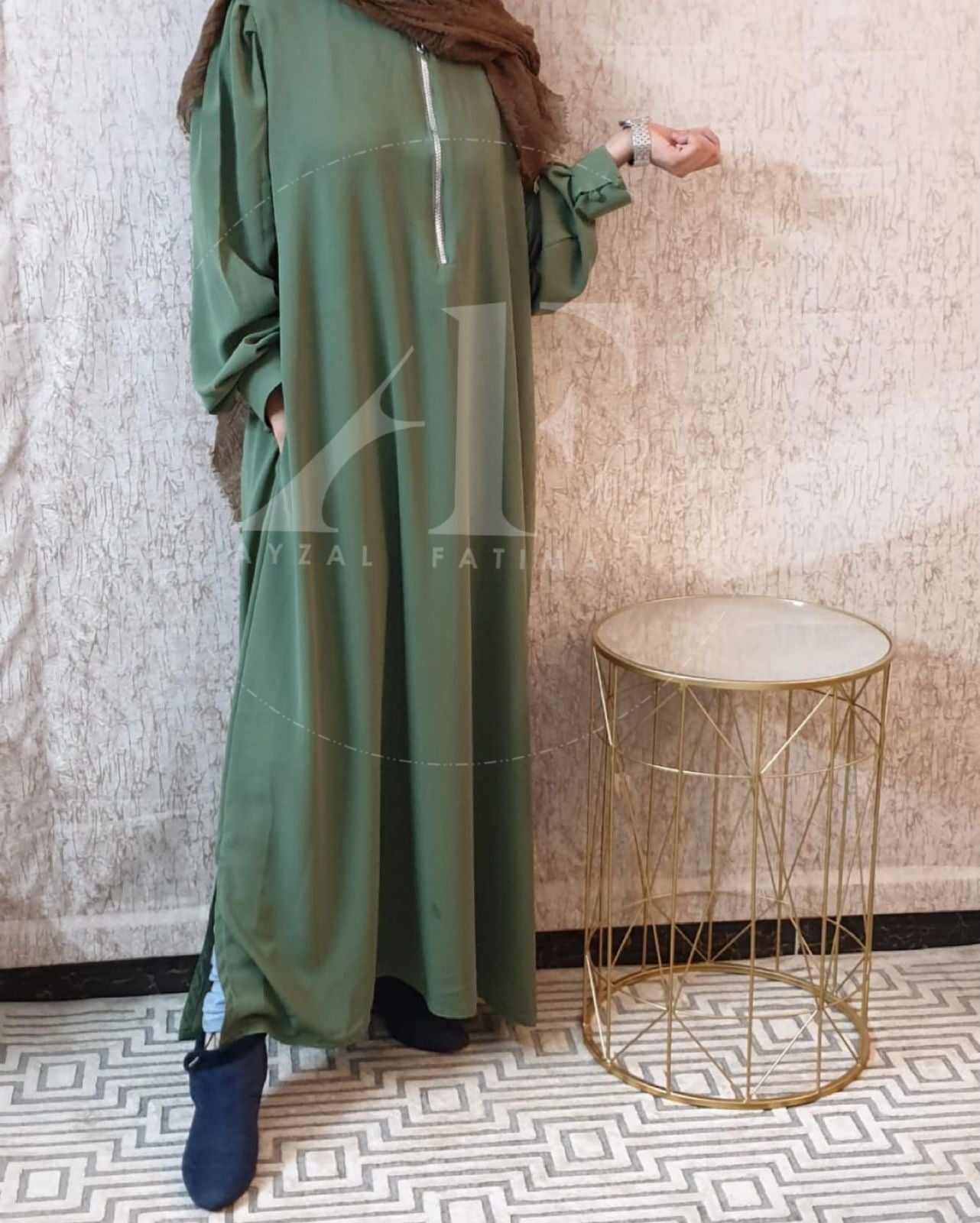 Grey Zip Style Abaya with cuff and pockets