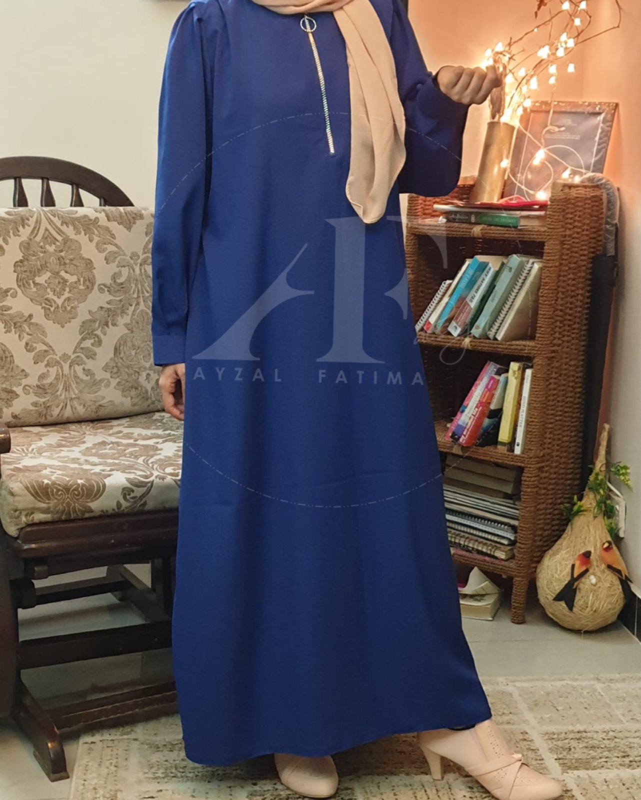Grey Zip Style Abaya with cuff and pockets