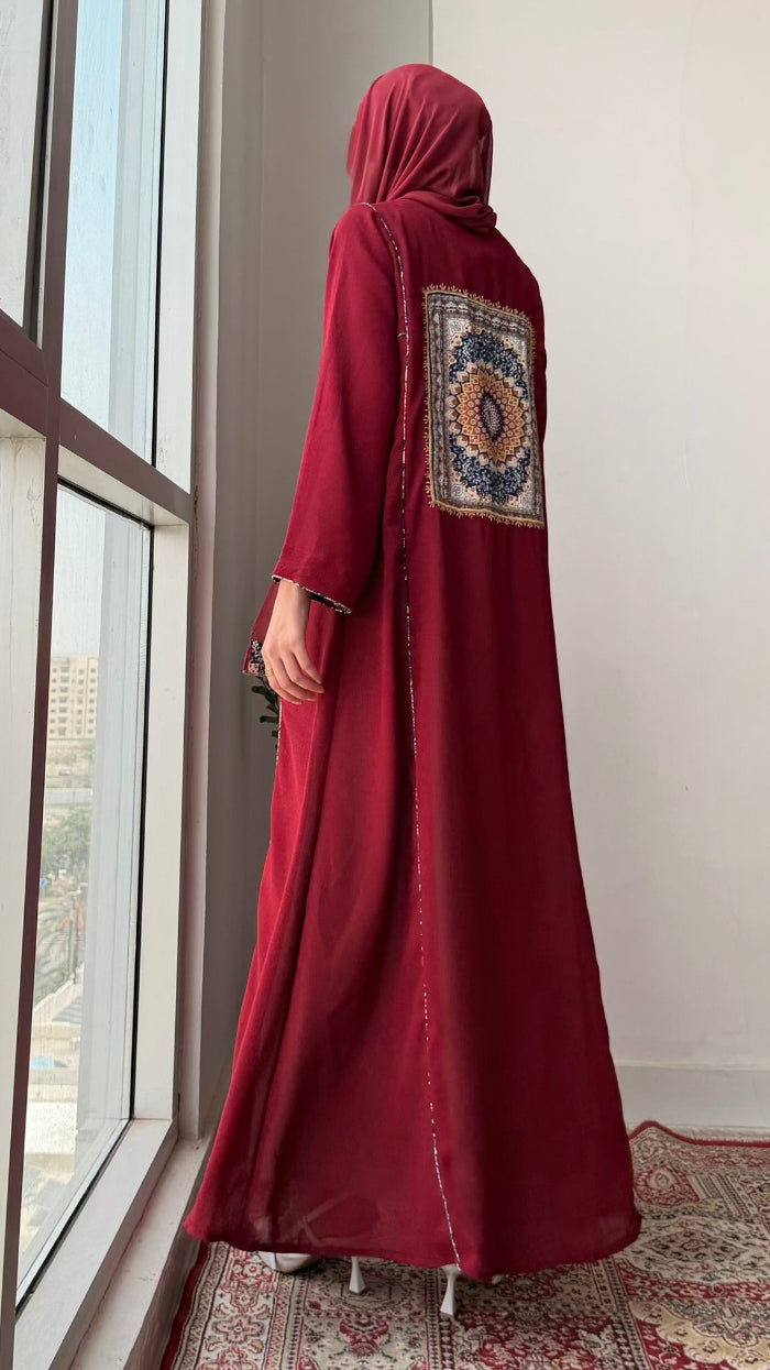 Traditionally Chic