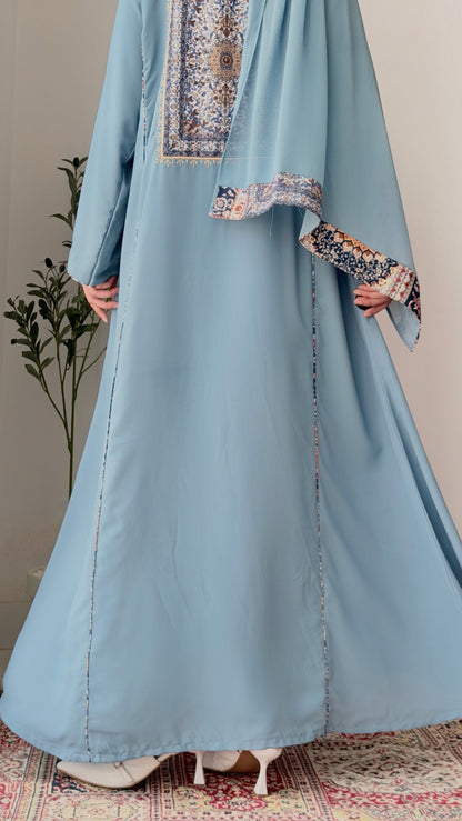 Traditionally Chic