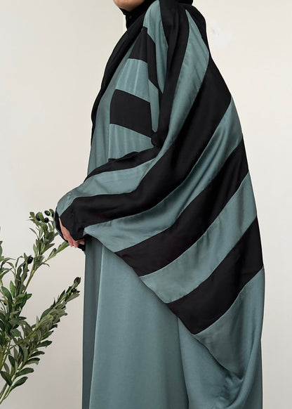 Striped Baggy Style Abaya