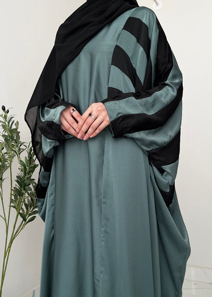 Striped Baggy Style Abaya