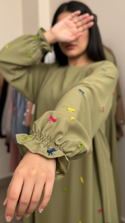 🎀Hand Embroidered Bow 🎀