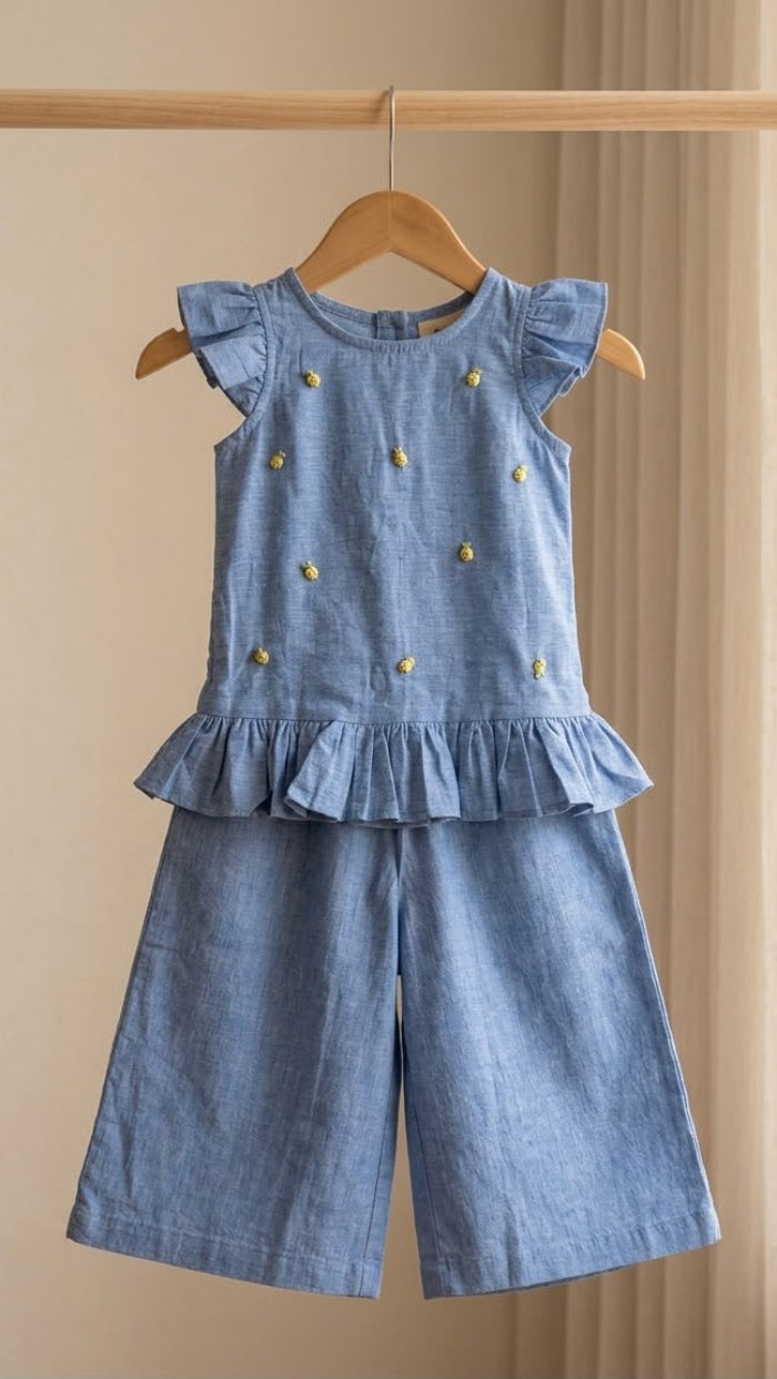Luna Blue