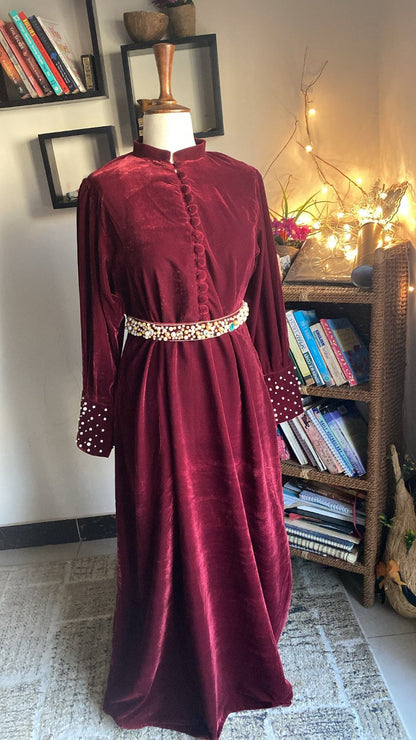 Velvet Cuff Work Abaya