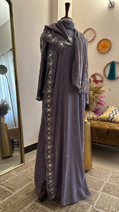 Velvet Iconic Abaya